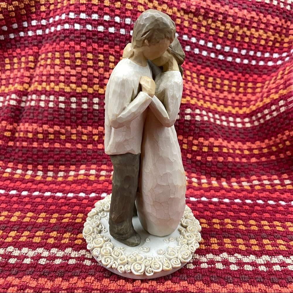 Willow Tree “Promise” Wedding Cake Topper/Decor